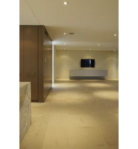 Crema Luminous Limestone Tile - Honed 600x300