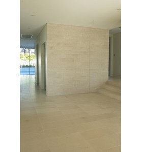 Crema Luminous Limestone Tile - Honed 600x300 - Wall: Chiseled Stone