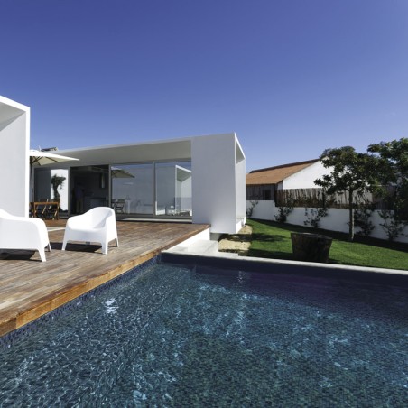 Onix Stoneglass Opalo Negro Spanish Glass Mosaic Pool Tiles