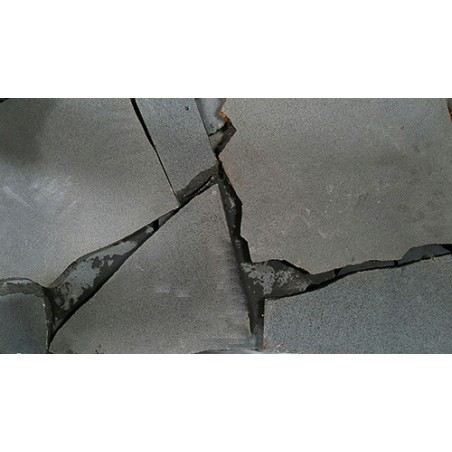 Sawn Crazy Pattern 20mm Bluestone