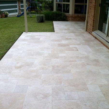 Classico Medium French Pattern Tumbled Tile Travertine